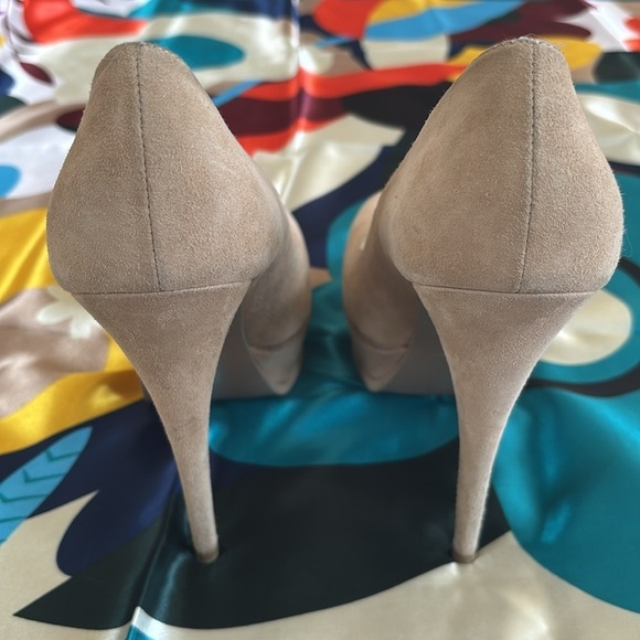 Yves Saint Laurent Suede Cream Platform Pumps Stiletto Heels Neutral Italy - Picture 8 of 16